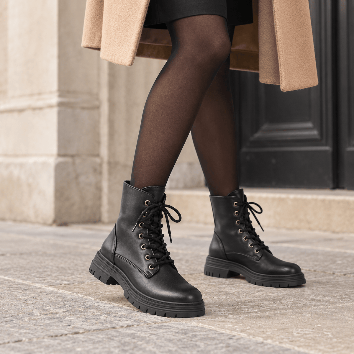 montelore-souliers Bottines Femme Noires Noir À Lacets