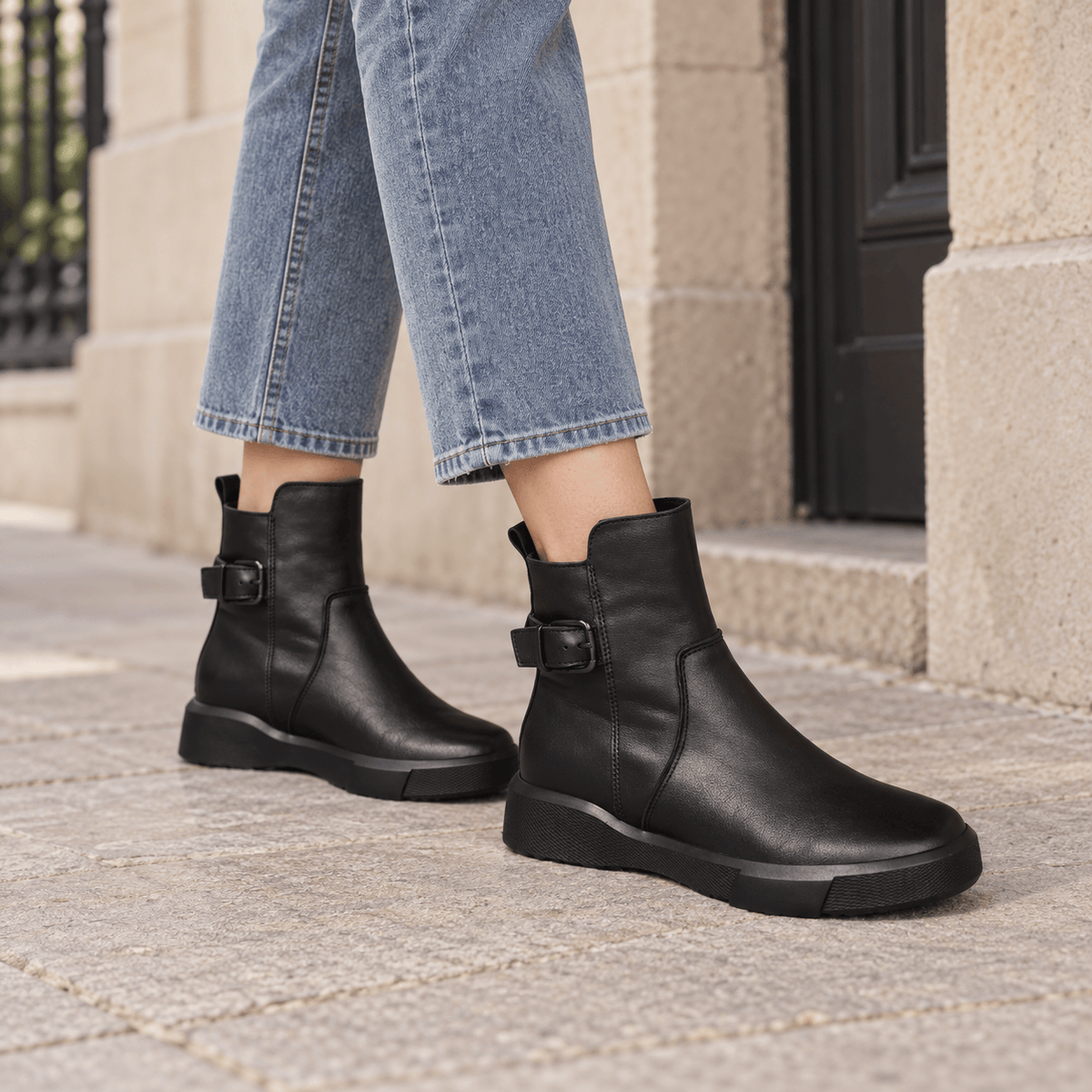 montelore-souliers Bottines Noires Plates