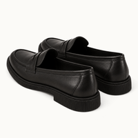 montelore-souliers Mocassins Verni Noirs